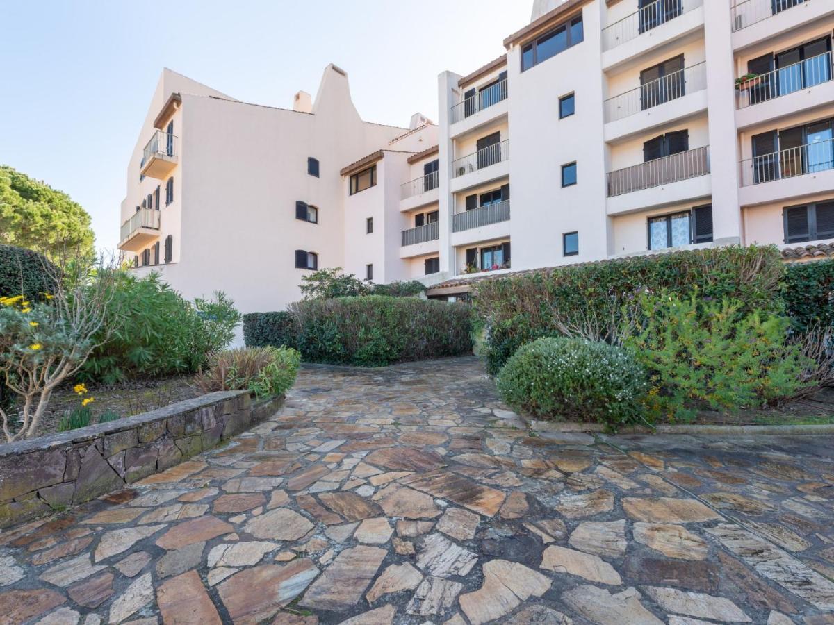 Apartment Les Cascadelles-13 By Interhome โคโกแล็ง ภายนอก รูปภาพ